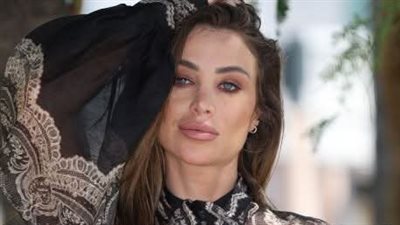 أنابيلا هلال تتربع على عرش الأناقة (صور)