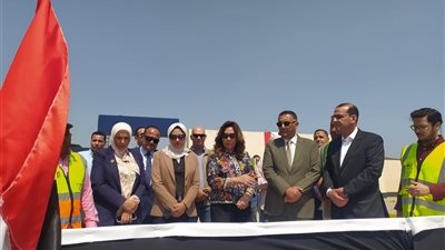 وزيرة التنمية المحلية ومحافظ القليوبية يفتتحا المحطة الوسيطة بالخانكة 