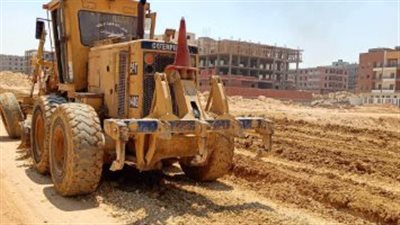 جهاز القاهرة الجديدة يستمر في تطوير طرق منطقة بيت الوطن