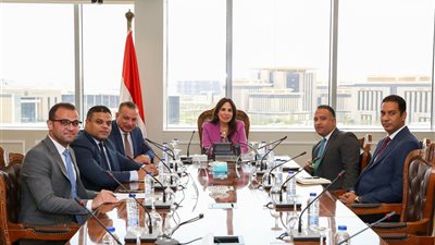 وزيرة الإسكان تتابع خطة «التنمية السياحية» للوصول بالطاقة الفندقية إلى 170 ألف غرفة