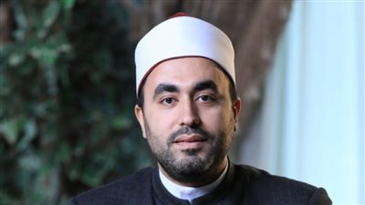 عبد القادر الطويل يكتب: النبي في قلوبنا.. أنوار المولد وتجديد العهد