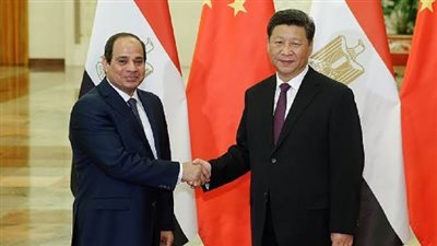 خبير علاقات دولية: زيارة الرئيس الصيني للقاهرة تعكس الثقل الاستراتيجي لمصر