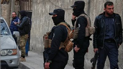 إعلام سوري: وقوع إصابات في صفوف المجموعات الخارجة عن القانون بريف السويداء