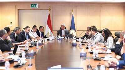 وزير السياحة يترأس اجتماع لجنة الإعداد والتجهيز  لظاهرة الكسوف الكلي للشمس في أغسطس 2027