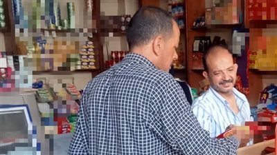 ضبط 1500 عبوة عصير مجهولة المصدر ولحوم جملي غير صالحة للاستهلاك بالبحيرة
