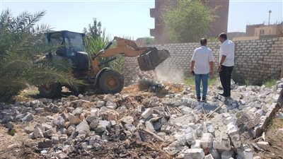 محافظ أسيوط: إزالة 48 حالة تعدٍ واسترداد أكثر من 40 فدان أراضي أملاك الدولة
