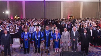 جامعة برج العرب التكنولوجية تحتفل بتخرج الدفعة الأولى من طلابها