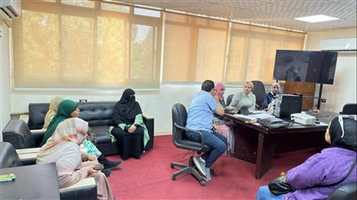 صحة قنا تناقش بروتوكولات التعامل مع علامات الخطورة أثناء الحمل والولادة