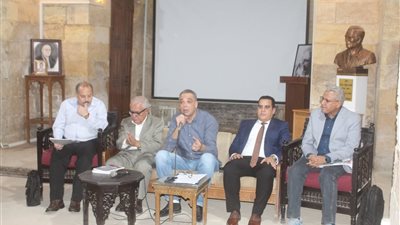 د.عبد الحكيم راضي.. مسيرة علمية أعادت قراءة التراث العربي بعين النقد.. ببيت الشعر