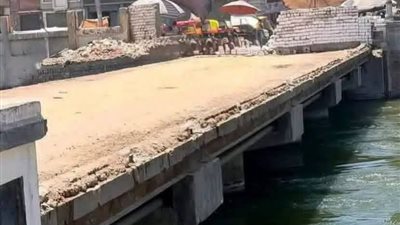 فتح كوبري منهار بسمالوط يعرض أرواح المواطنين بالمنيا 