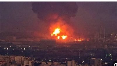 عاجل.. انفجارات تدوي في مدينتي بندر عباس وسيريك بإيران