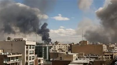مسئول أمريكي: نشن غارات على أهداف إيرانية في مضيق هرمز