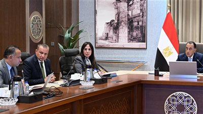 رئيس الوزراء يتابع موقف عدد من موضوعات الهيئة العامة للتنمية السياحية