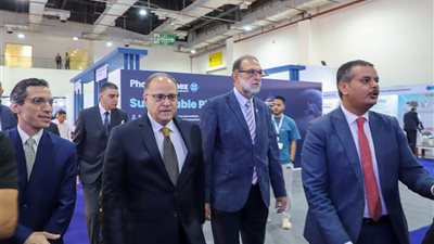 رئيس هيئة الدواء يفتتح النسخة الثالثة عشر من معرض فارماكونكس ويستعرض استراتيجية توطين الصناعة الدوائية
