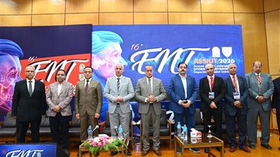 رئيس جامعة أسيوط يفتتح المؤتمر السنوي السادس عشر لقسم الأنف والأذن والحنجرة