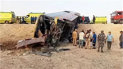 حادث أتوبيس جنوب سيناء.. 21 جثة مجهولة الهوية في الصحراء 