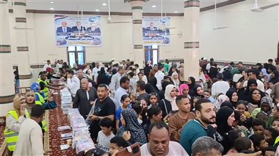  بتخفيضات تصل لـ 40%.. محافظ الأقصر يفتتح معرض 