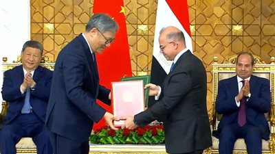 السيسي ونظيره الصيني يشهدان توقيع مذكرة تفاهم لتعزيز التعاون في سلاسل الصناعة والإمداد