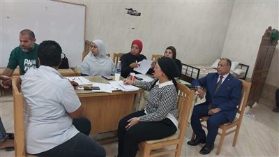 وكيل تضامن دمياط يتابع تظلمات التأهيل وخدمات كارت الخدمات المتكاملة