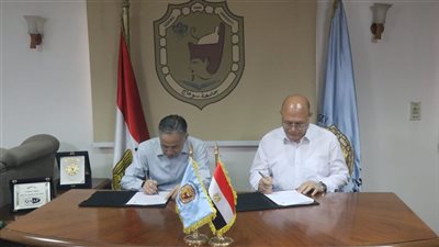 رئيس جامعة سوهاج: التعاون المصري الصيني نموذج للشراكات الدولية الداعمة للتنمية والسلام