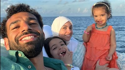 محمد صلاح يرزق بمولود ذكر.. تفاصيل 