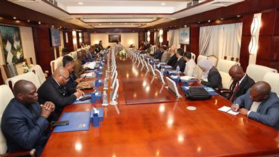رئيس قناة السويس يبحث مع سفراء «SADC» فرص التعاون التنموي