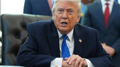 ترامب يصعد الضغط على الفيدرالي: الفائدة الأمريكية يجب أن تكون الأدنى عالميًا