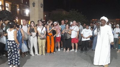 صور.. تلقائية توشكى تخطف الأنظار في شارع الفن بأسوان