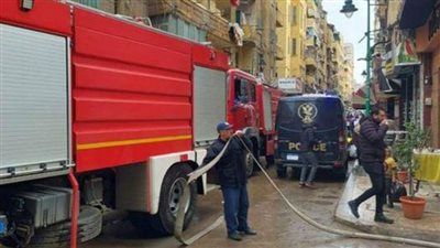 بسبب ماس كهربائي.. السيطرة على حريق بشقة سكنية شرق الأسكندرية 