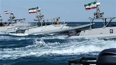 الحرس الثوري الإيراني يكشف رسميًا عن استهدافه لزورق أمريكي 