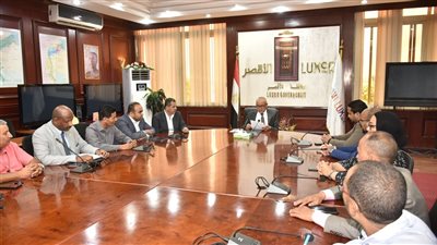 محافظ الأقصر يعقد اجتماعًا تنسيقيًا مع التحالف الوطني للعمل الأهلي التنموي