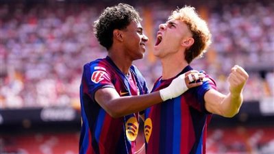 طموح أوروبي وتفوق تاريخي.. تاريخ مواجهات برشلونة وفينورد
