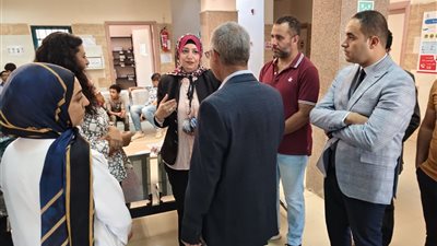 وكيل وزارة الصحة تتابع القافلة الطبية بمركز طب الأسنان التخصصي بالمنيا الجديدة