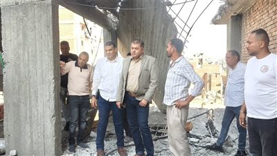 نائب محافظ القاهرة يشرف بنفسه على إزالة دورين بشارع مسجد الزهراء