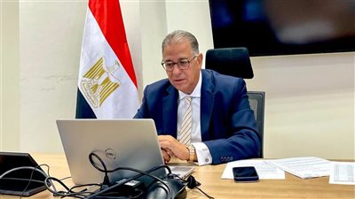  نبيل حبشي يستعرض أمام المصريين في إيطاليا أحدث الخدمات الطبية والعلاجية