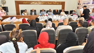 220حقيبة مدرسية من محافظ أسيوط لطلاب الأسر الأولى بالرعاية بساحل سليم