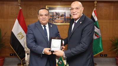 تقدير متبادل ودروع تذكارية.. تفاصيل استقبال رئيس قضايا الدولة لرئيس الوطنية للانتخابات