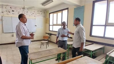 مدير تعليم فرشوط يحيل مدرسة الشهيد فتحي سليم أبوزيد للتحقيق 