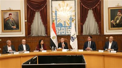 محافظ القاهرة: ملف النظافة يعد أحد أهم الملفات التي توليها المحافظة أهمية كبرى