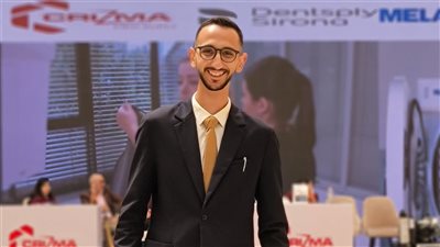 طالب بجامعة الجلالة يحصد المركز الأول في مسابقة الذكاء الاصطناعي بطب الأسنان