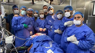 جراحة دقيقة تنقذ شابًا من سكين استقر داخل المخ بمستشفيات جامعة الزقازيق