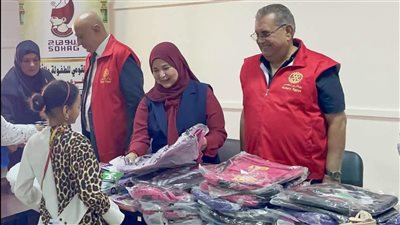 أهلا بالعودة للمدارس.. الطفولة والأمومة يوزع حقائب مدرسية وأدوات مكتبية على الطالبات بسوهاج