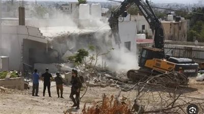 عاجل.. محافظ القدس: ما يجري في مخيم شعفاط وعناتا عدوان عسكري ممنهج