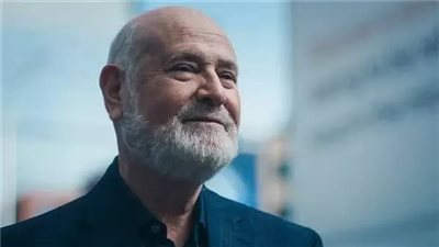 بعد وفاته.. روبرت راينر يحصد جائزة إيمي عن دوره في The Bear