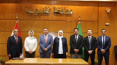 محافظ القليوبية يشهد توقيع بروتوكول مع «إيزي كاش» للتوسع في خدمات التحصيل الإلكتروني