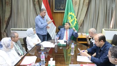 محافظ القليوبية يعقد اللقاء الجماهيري ويستمع إلى 26 شكوى وطلبًا
