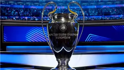 ما جوائز دوري أبطال أوروبا في موسم 2026-2027؟