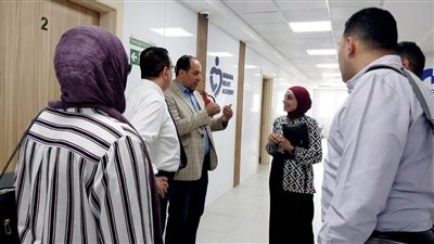رئيس المؤسسة العلاجية يتفقد مشروع إنشاء وحدة زرع النخاع بمستشفى مبرة مصر القديمة