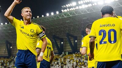 النصر يتخطى عقبة أبها بثنائية في الدوري السعودي