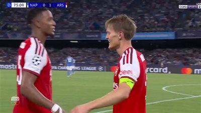 أرسنال يهزم نابولي بهدف أوديجارد في دوري الأبطال